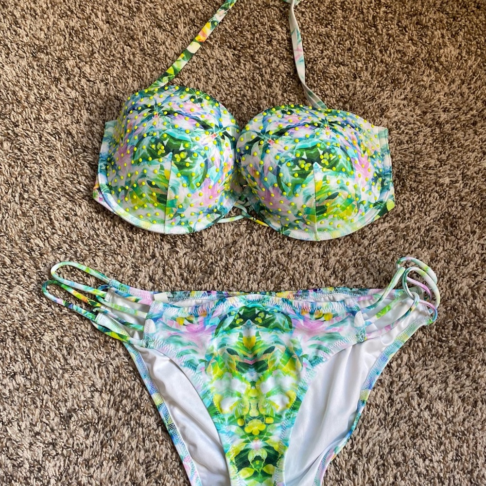 Victoria’s Secret swim set